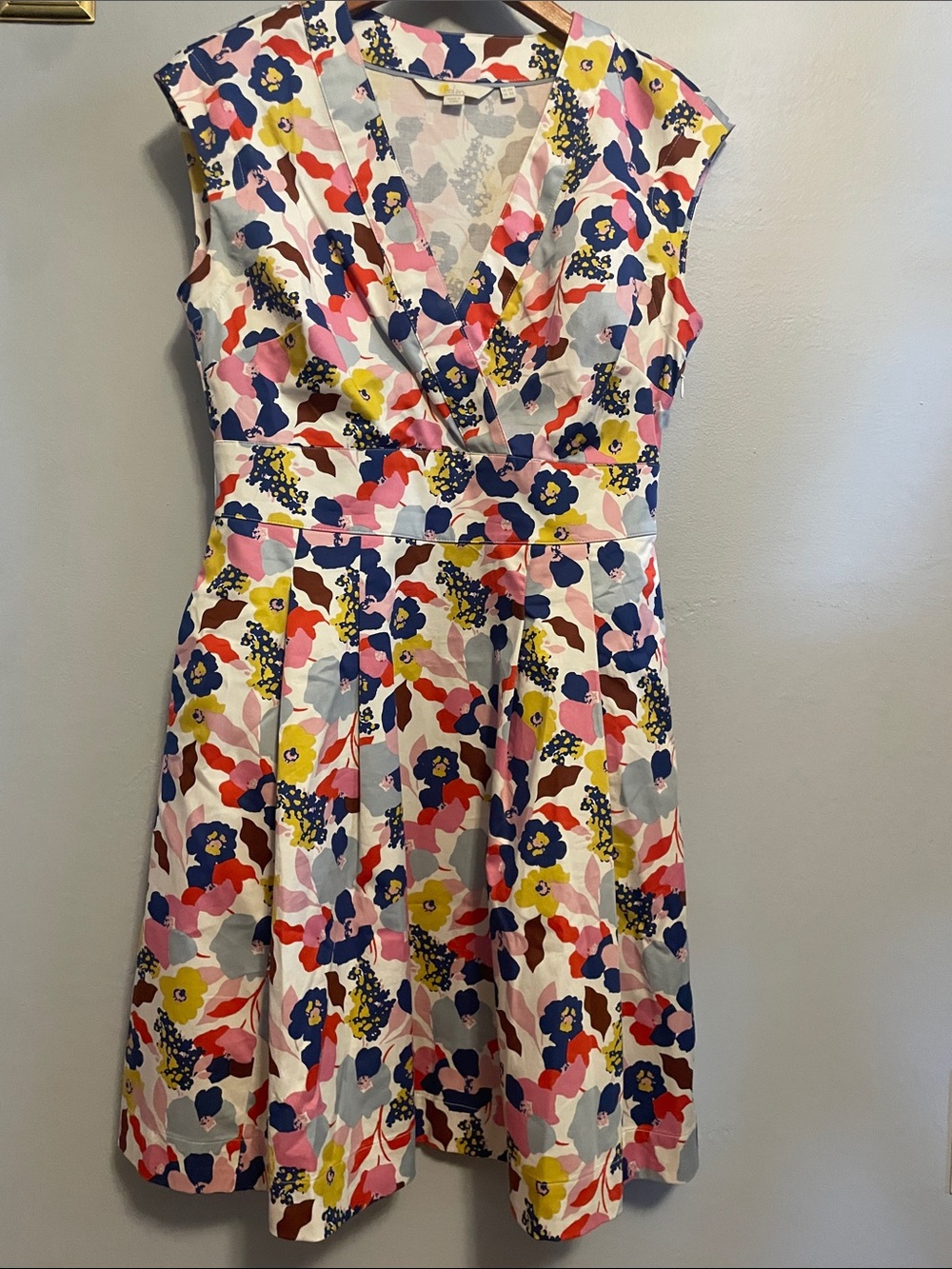 Boden Multicolor Floral V-Neck Fit & Flare Dress